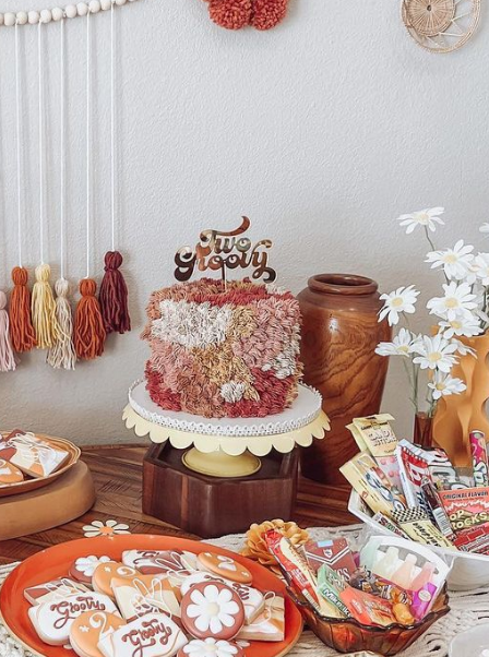 Personalized Cake Topper - Retro Style