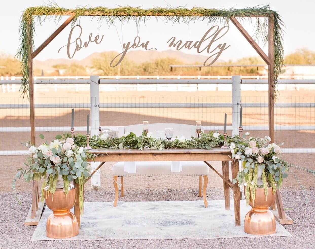Love You Madly Backdrop Sign